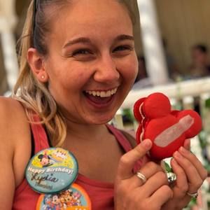 Meet your Posher, Lydia